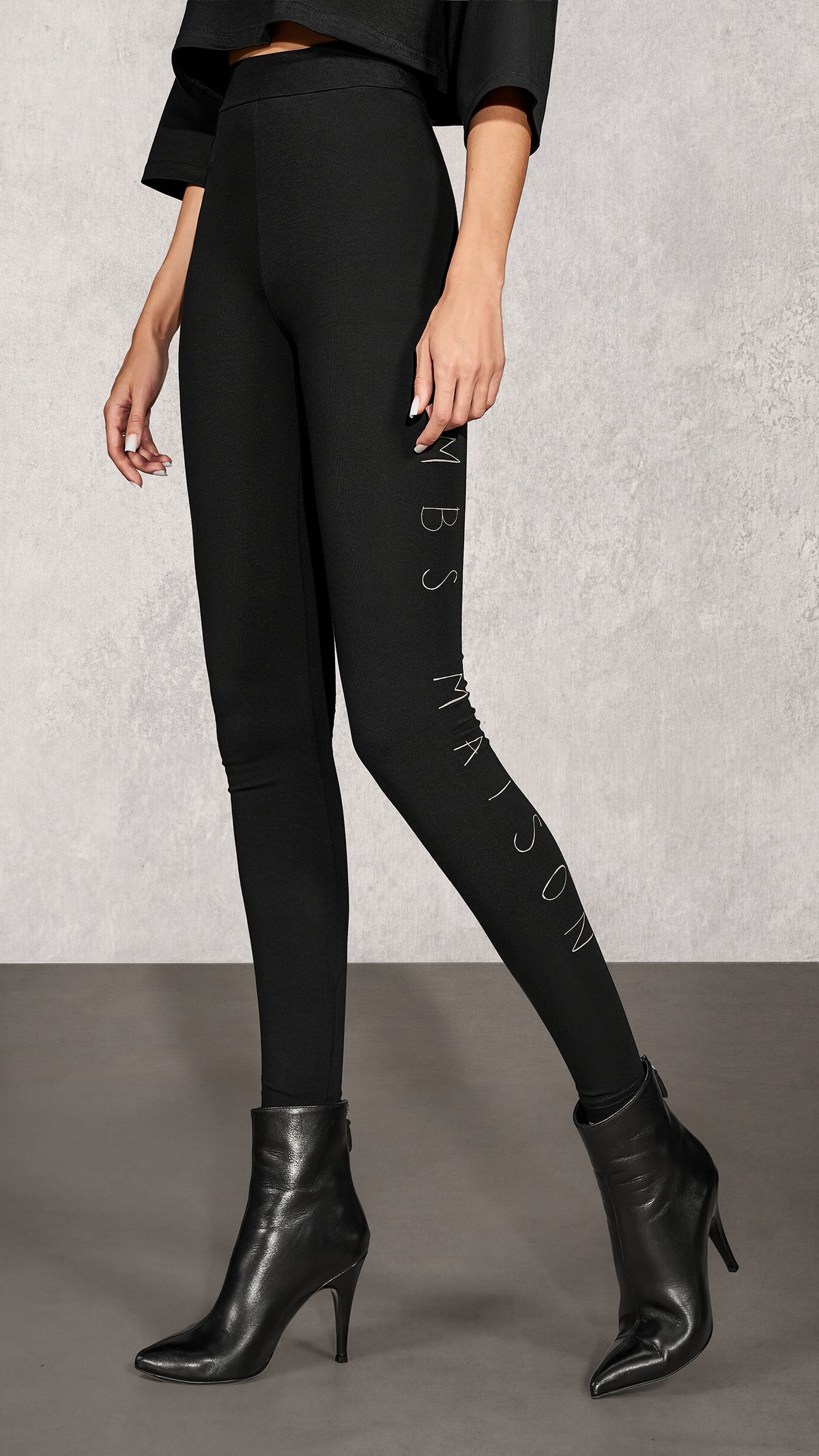 Absolute Black Pants - P27512
