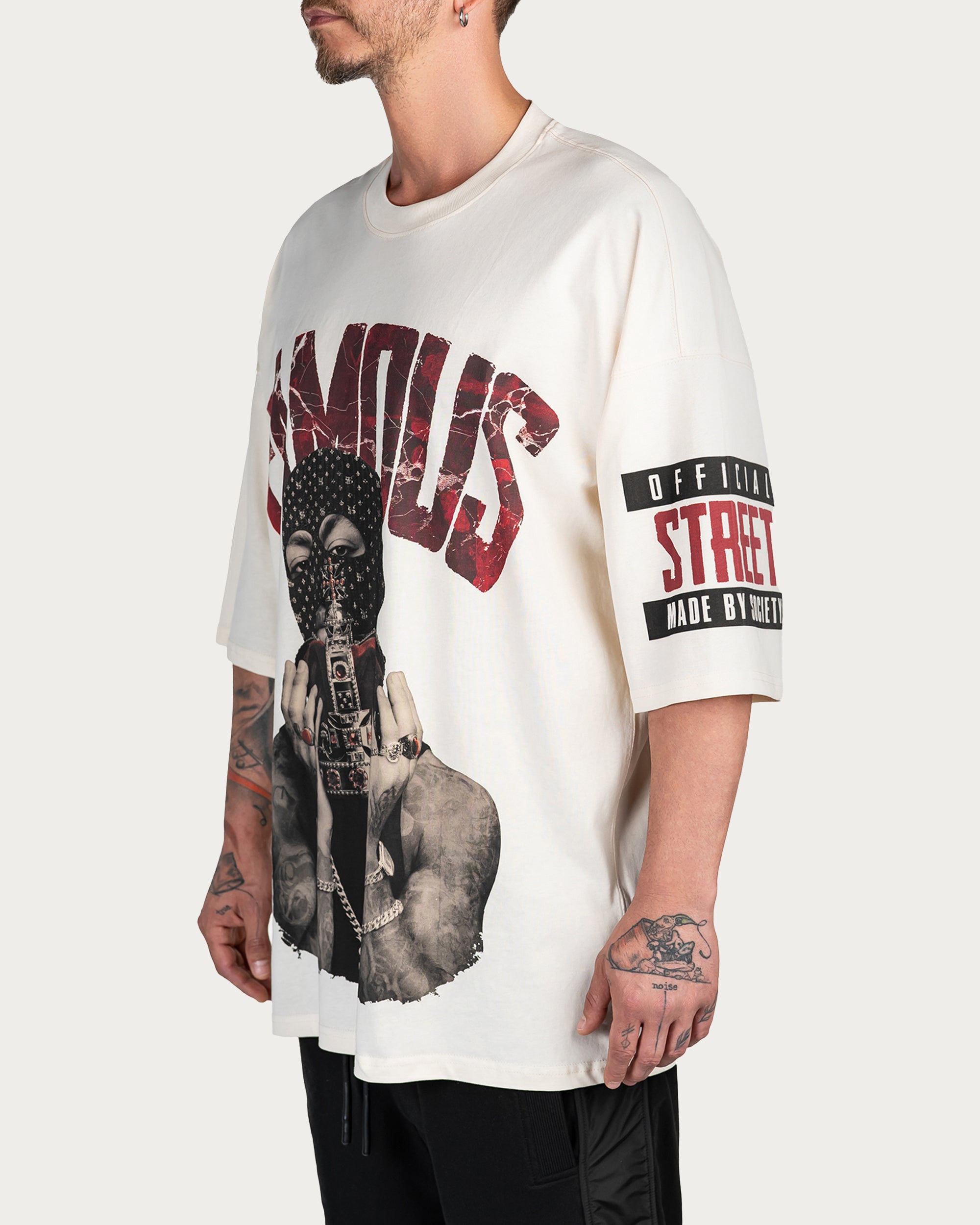 Famous T-shirt - T15334