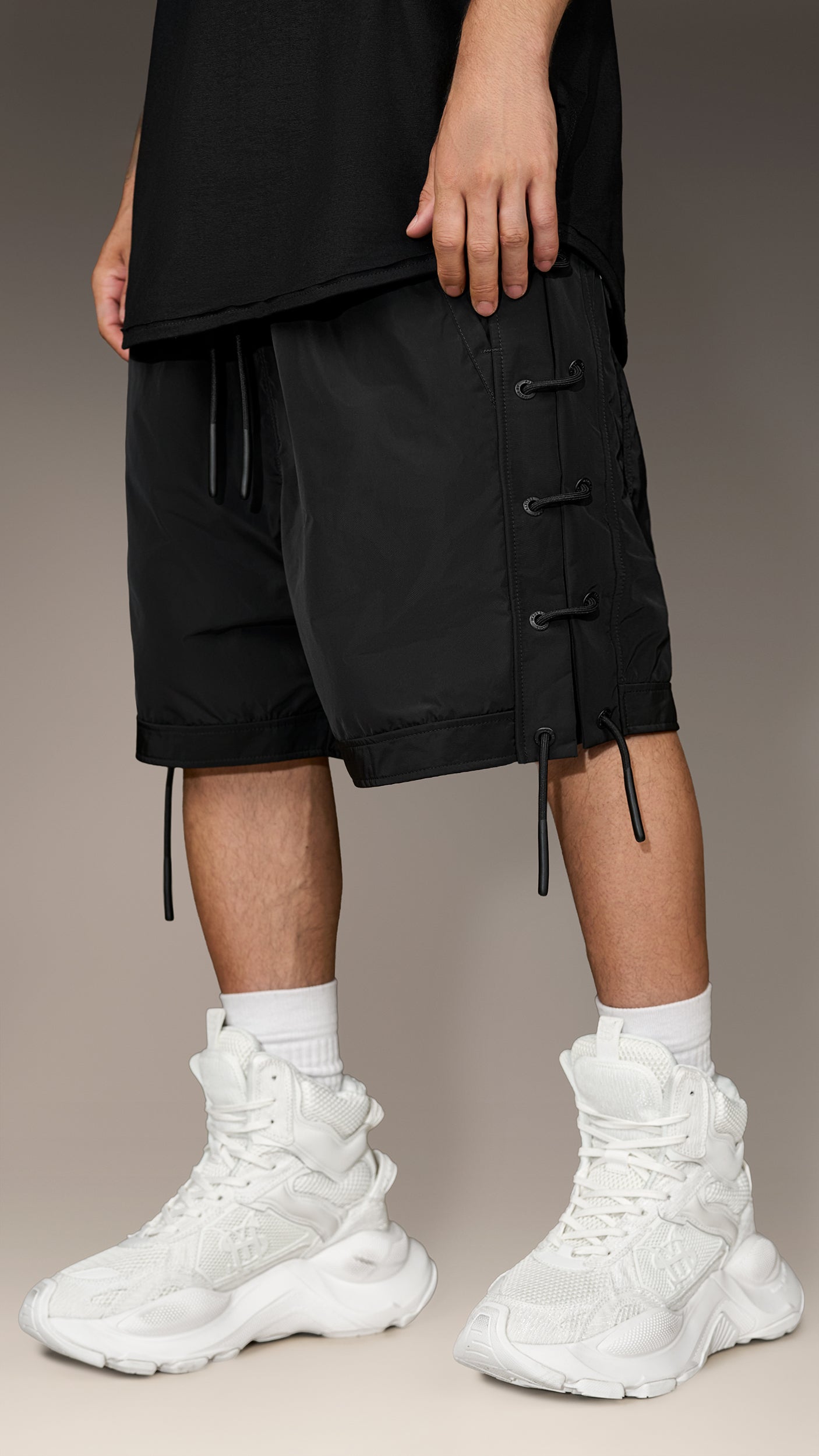 MATRIX SHELL Bermuda Shorts - B17466