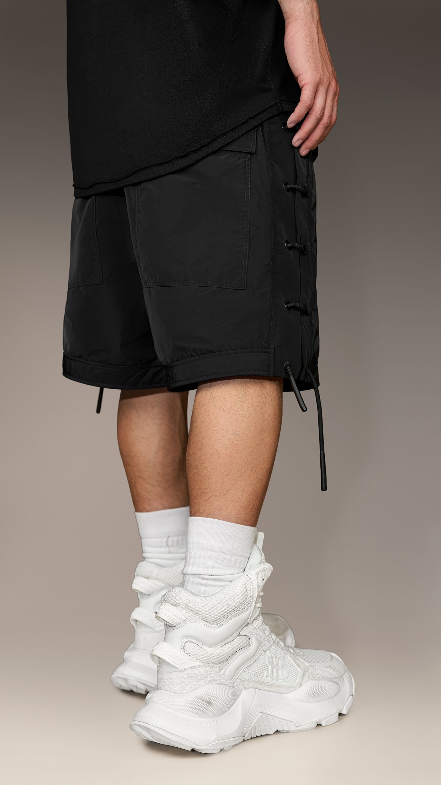 MATRIX SHELL Bermuda Shorts - B17466