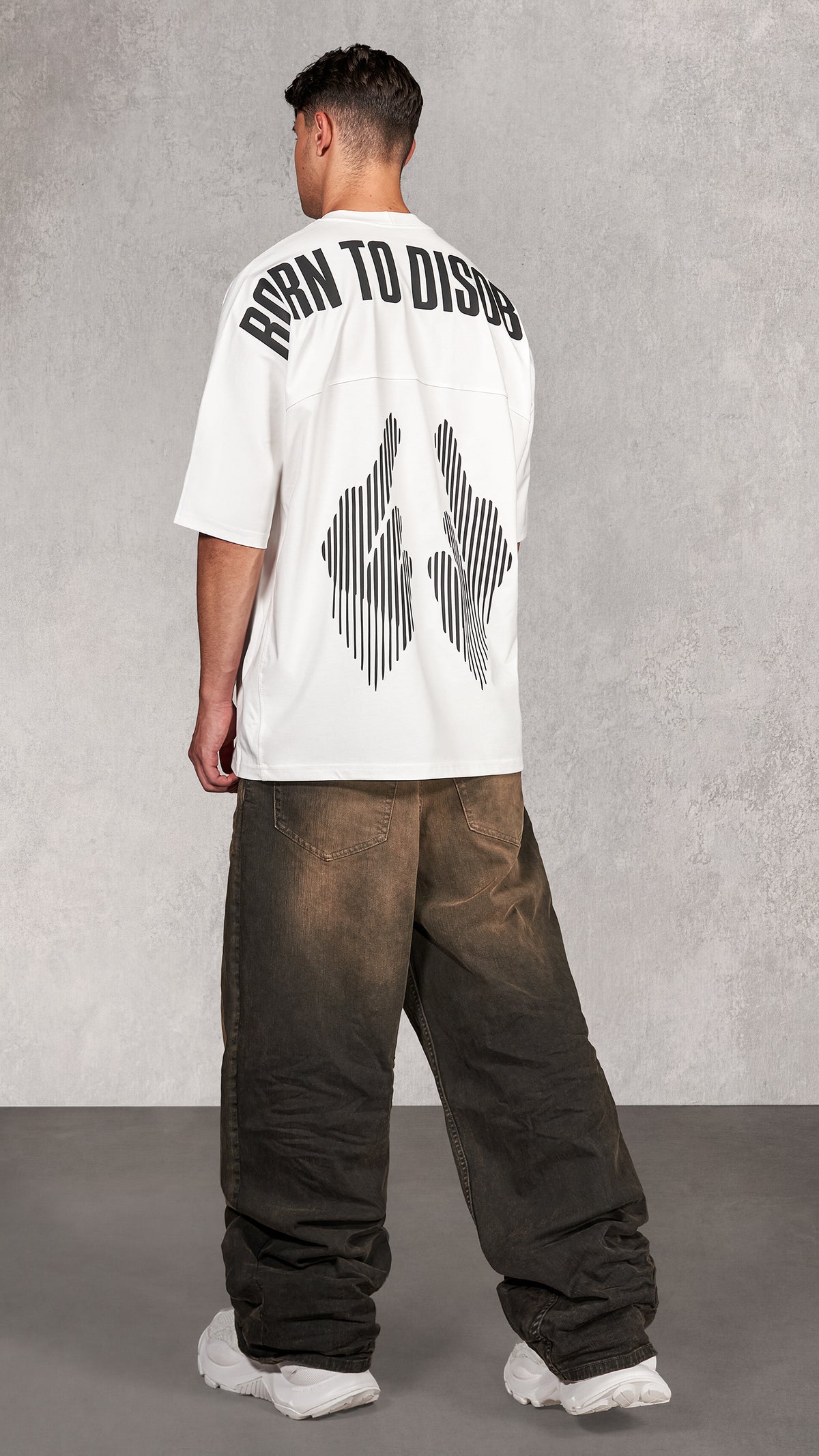 Camiseta BORN TO DISOBEY - T18010