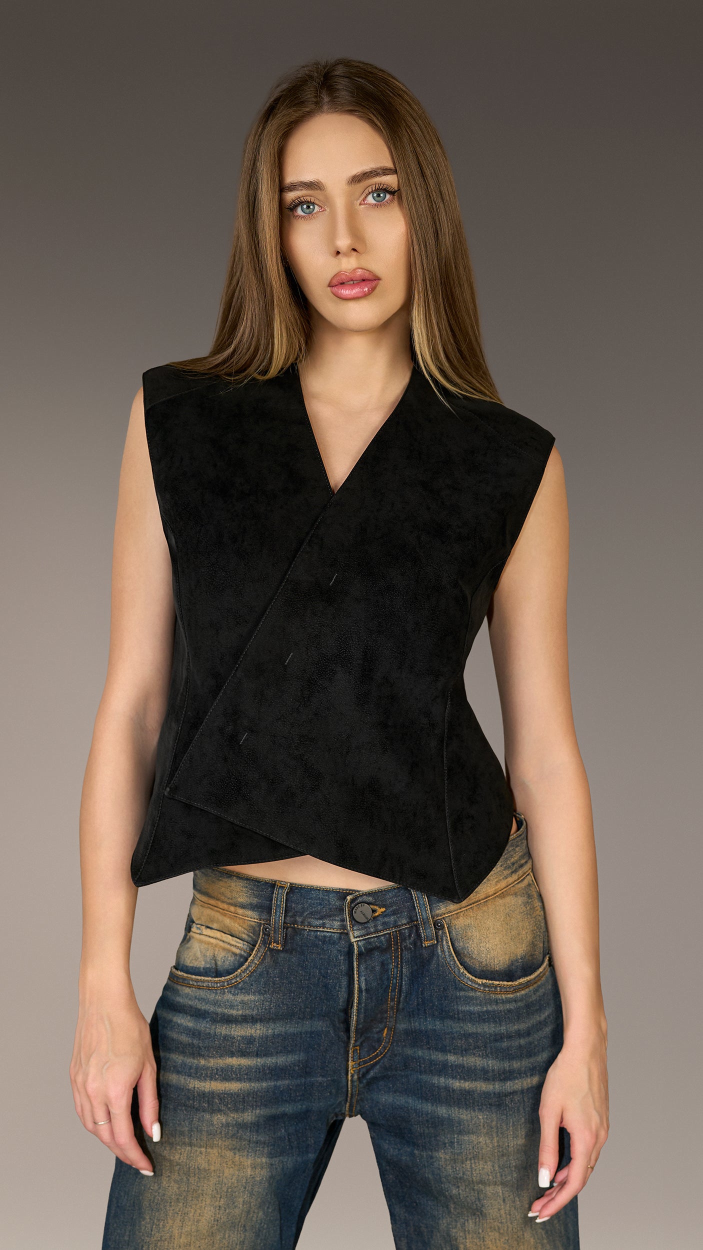 QUARK Vest - V27368