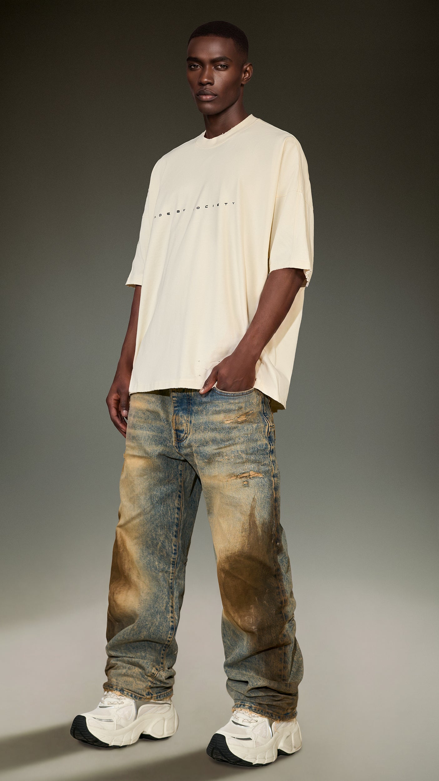 DISTORTION WASH Jeans - P17238